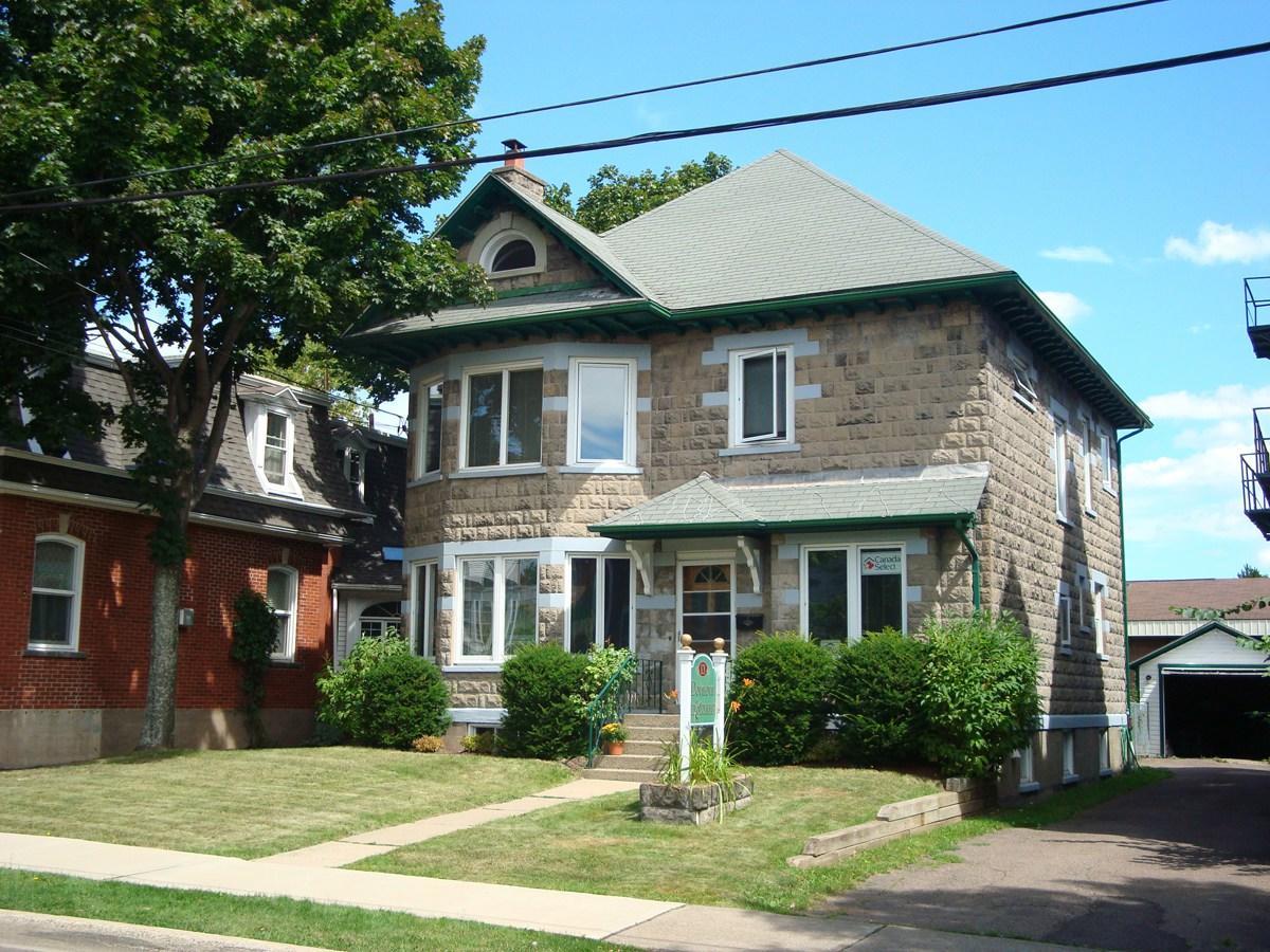 Downtown Bed & Breakfast Монктън Екстериор снимка