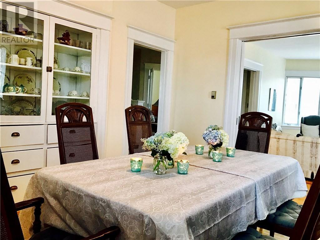 Downtown Bed & Breakfast Монктън Екстериор снимка