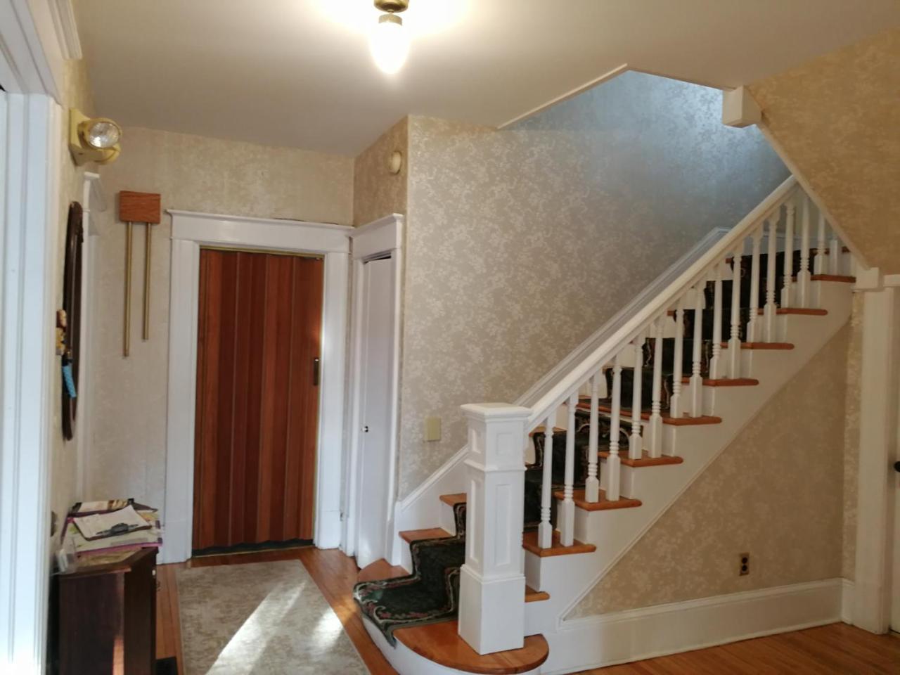 Downtown Bed & Breakfast Монктън Екстериор снимка